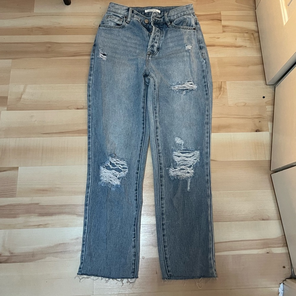 Pacsun size 23 high rise straight ripped jeans inseam 27”